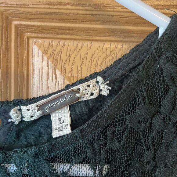Gimmicks Dark Green Lace Sleeveless Top Large - Picture 4 of 6